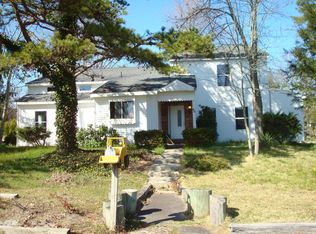 40 Fairview Ter, Manahawkin, NJ 08050