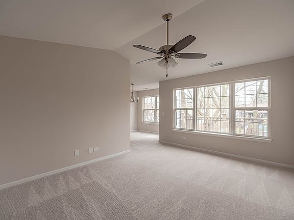4th image of 1225 N Red Oak Cir Unit 3
