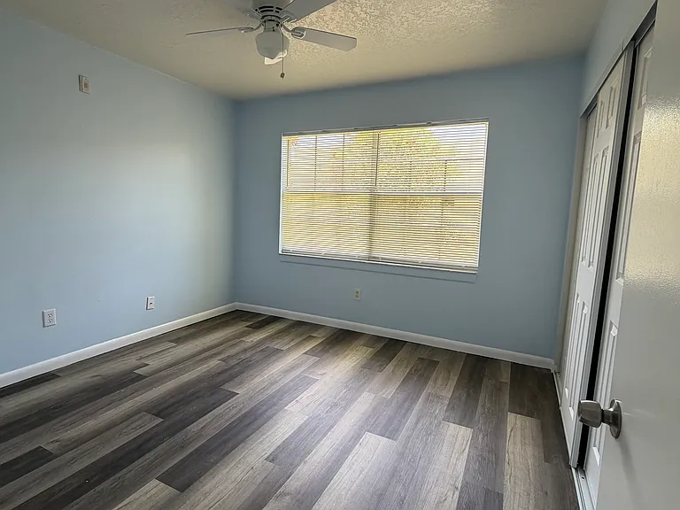 22302 Vick St #109 — Photo 9