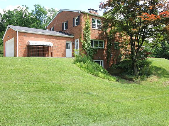 5th image of 306 Beechwood Dr