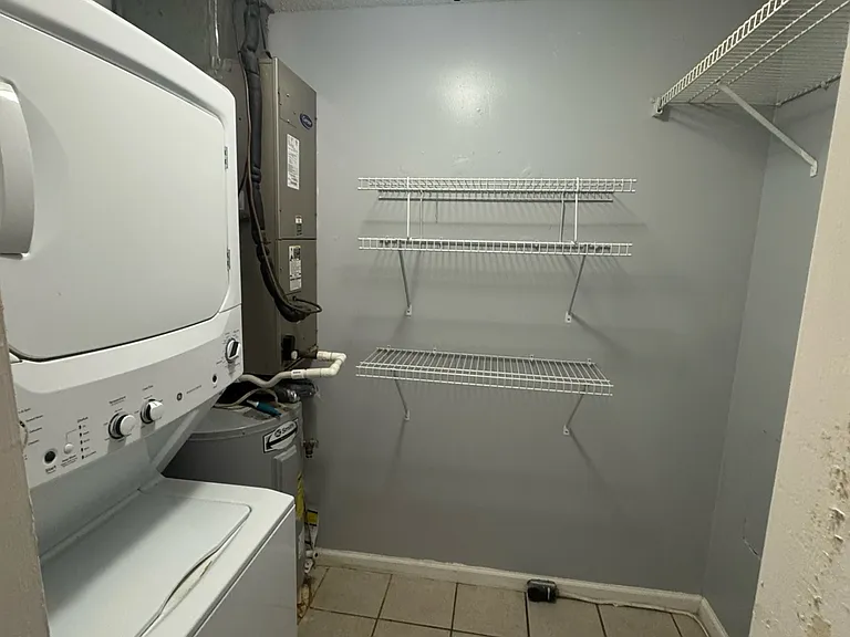 160H Willow Creek Blvd #1 — Photo 5