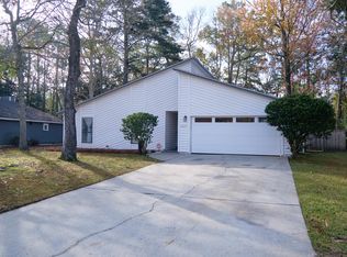 1427 Emerald Forest Pkwy, Charleston, SC 29414