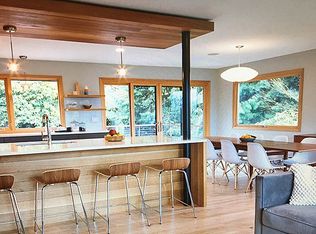 2636 SW Hamilton St, Portland, OR 97239