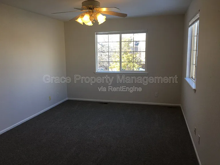 574 W 91st Dr — Photo 9
