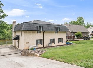 6298 Lynchburg Rd, Hickory, NC 28601