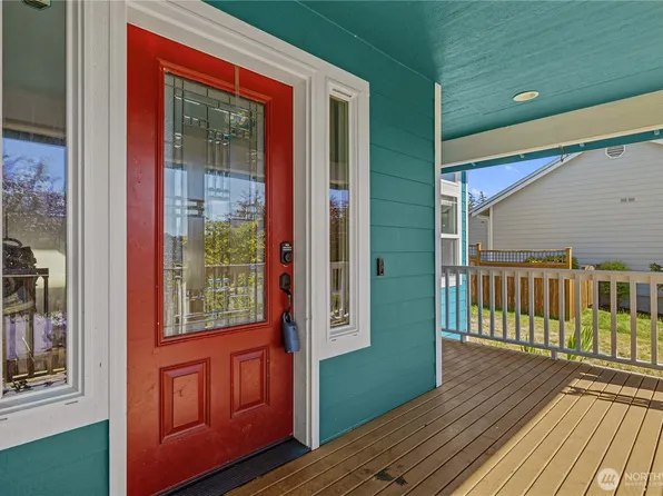 1702 SW Ulysses Street, Oak Harbor, WA 98277