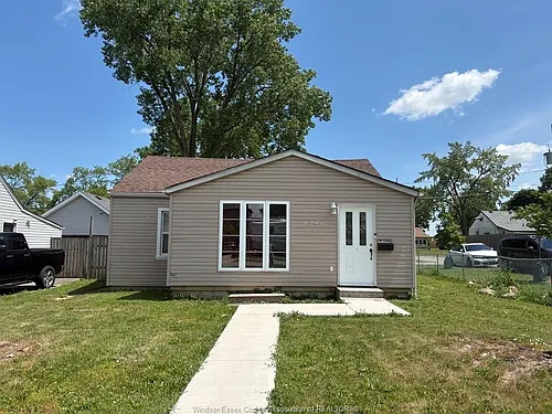 1296 Elm Ave Photo 1 1296 Elm Ave Photo 1