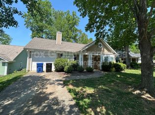 401 Cedarcroft Dr, Mooresville, NC 28115