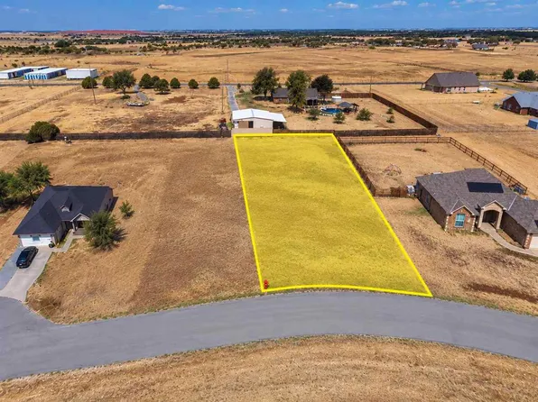 403 Choctaw Ave, Geronimo, OK 73543