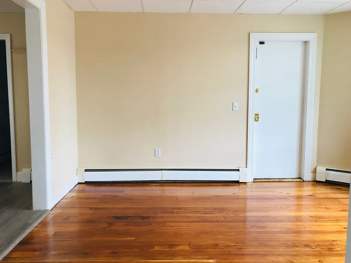 Building Photo - 400 Smithfield Ave #2