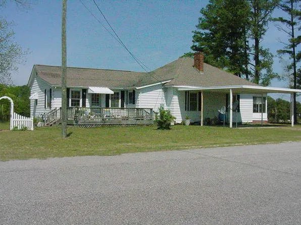 96 Rogers Rd, Lillington, NC 27546