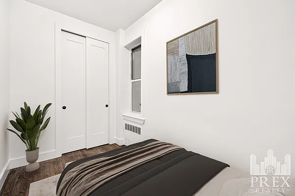 Bedroom, photo 4