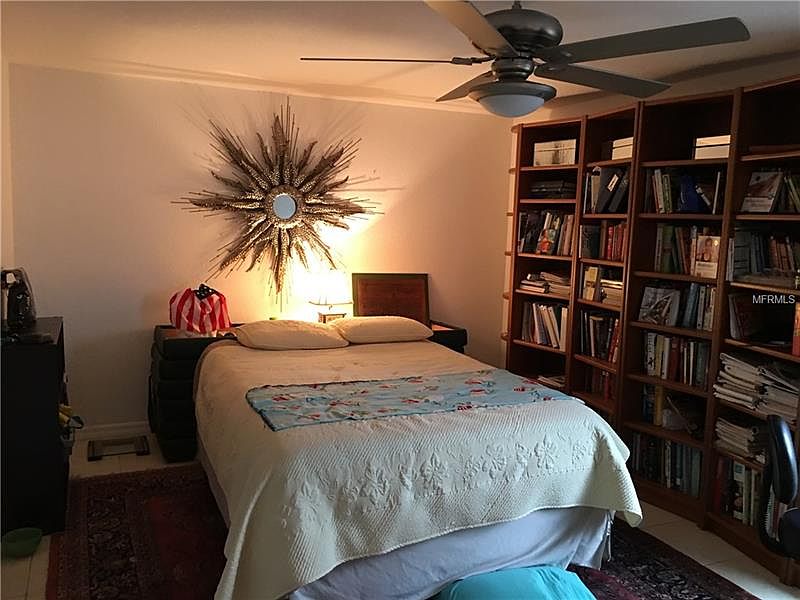 2nd image of 10158 Seabrook Ave