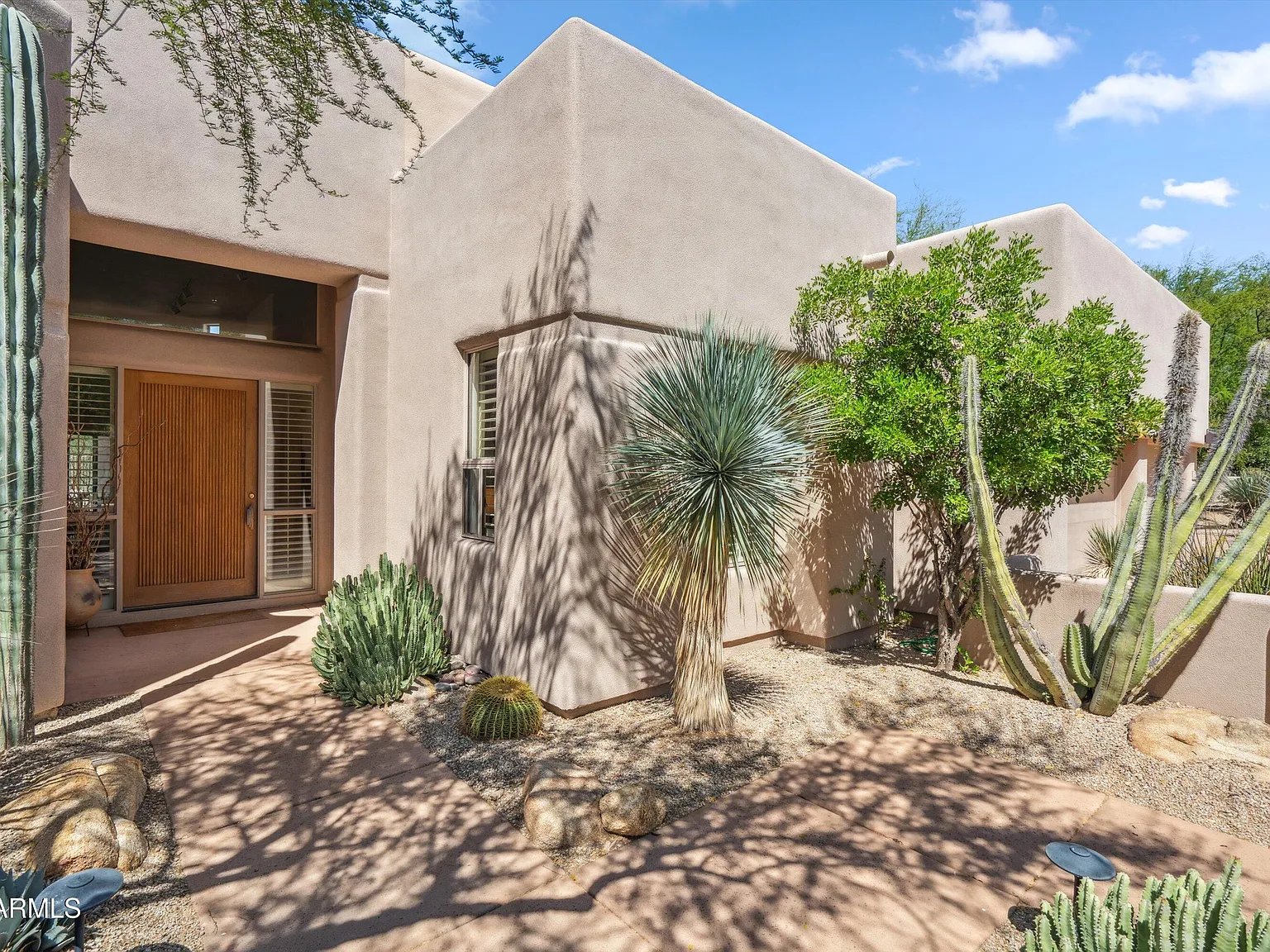 2 bed, 2.5 bath, 2823 sqft, $7,500 — Photo 3