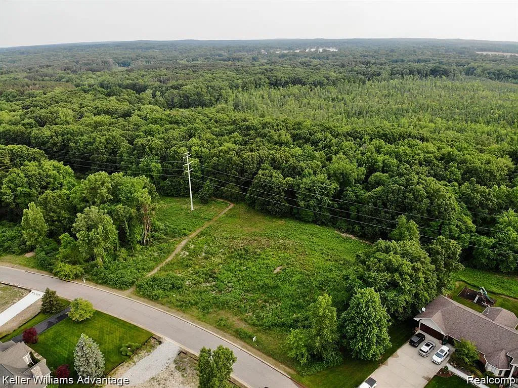 3720 Stallion Way photo 1
