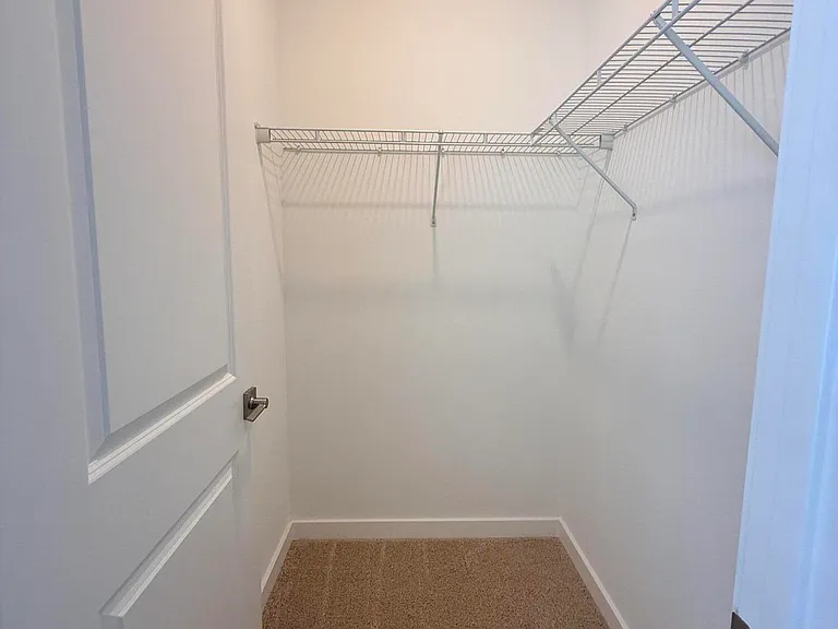 147 Lakeside Landing Ct — Photo 21