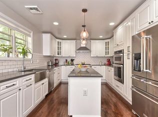 43-49 Linden St, Bayonne, NJ 07002