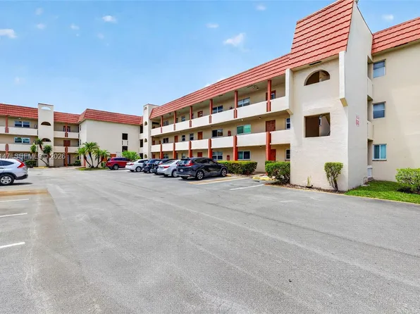 8040 N Sunrise Lakes Dr APT 108, Sunrise, FL 33322