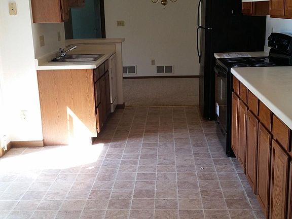 5th image of 7010 N Lincolnshire Cir #7010