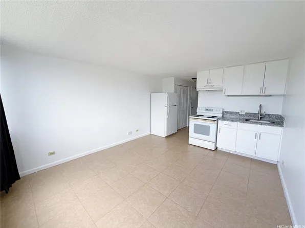 2211 Ala Wai Blvd APT 1708, Honolulu, HI 96815
