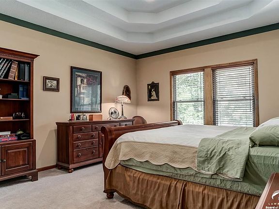 3rd image of 12336 Bellerive Dr