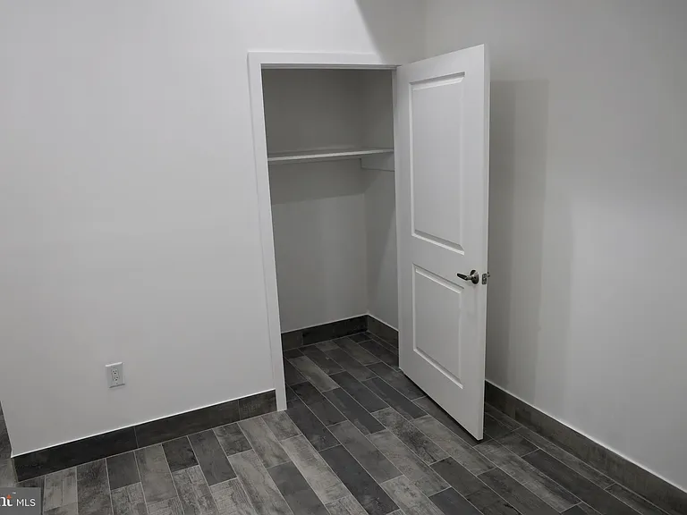 1231 Vine St #1 — Photo 18