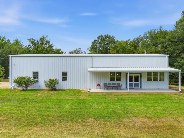 11939 Kidd Ln, Bedias, TX 77831
