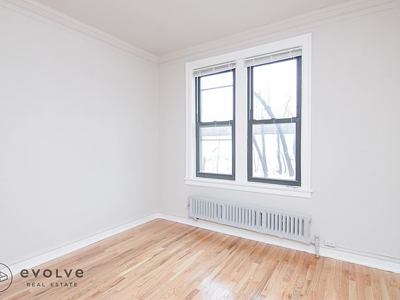 5th image of 1361 W Estes Ave #13731A