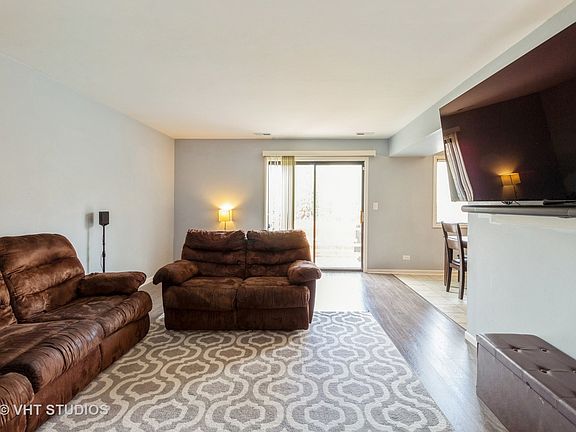4th image of 2076 Millpond Ln