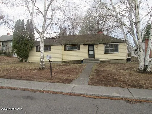 511 Avenue H photo 1