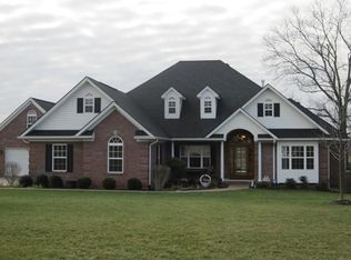 114 Whispering Brook Dr, Nicholasville, KY 40356