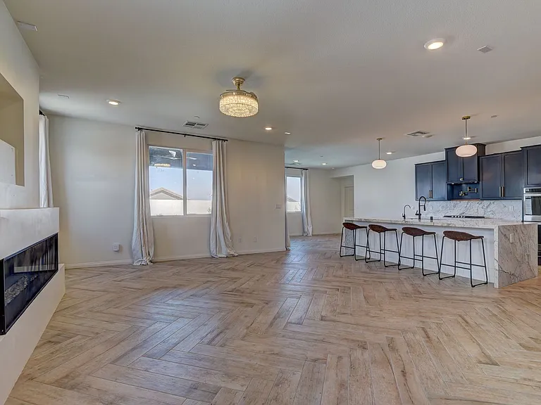 6390 Montrose Park Ct — Photo 30