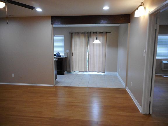 4th image of 960 E Bonita Ave Unit 95