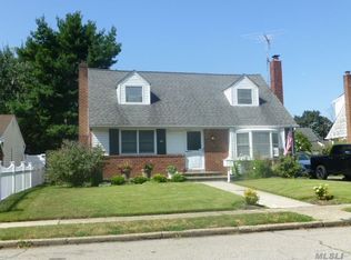 170 Bernice Dr, East Meadow, NY 11554