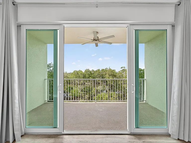 3266 Mangrove Point Dr — Photo 27