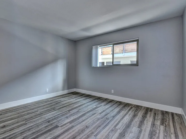 3508-3518 Agate Dr — Photo 14