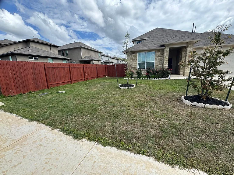 113 Queen Anne Dr — Photo 4