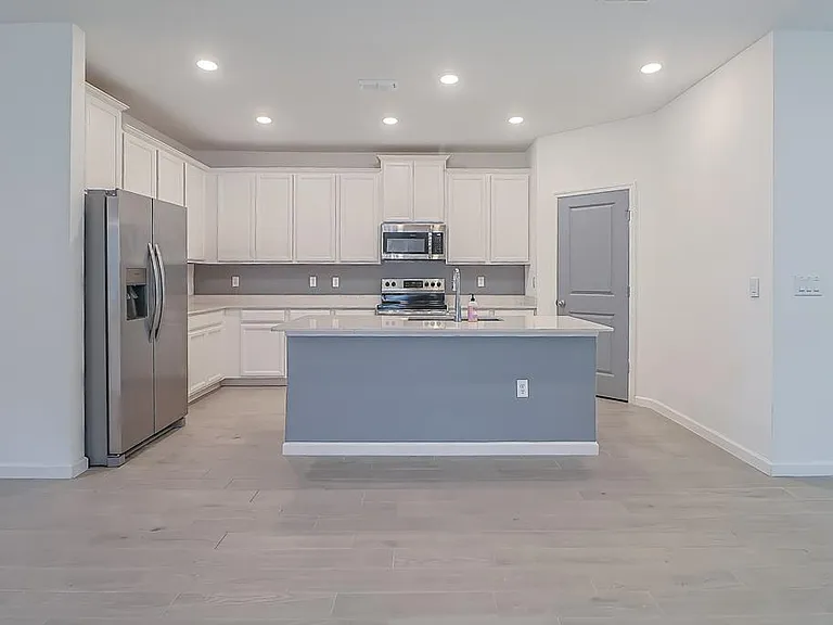 597 Lake Sinclair St — Photo 34