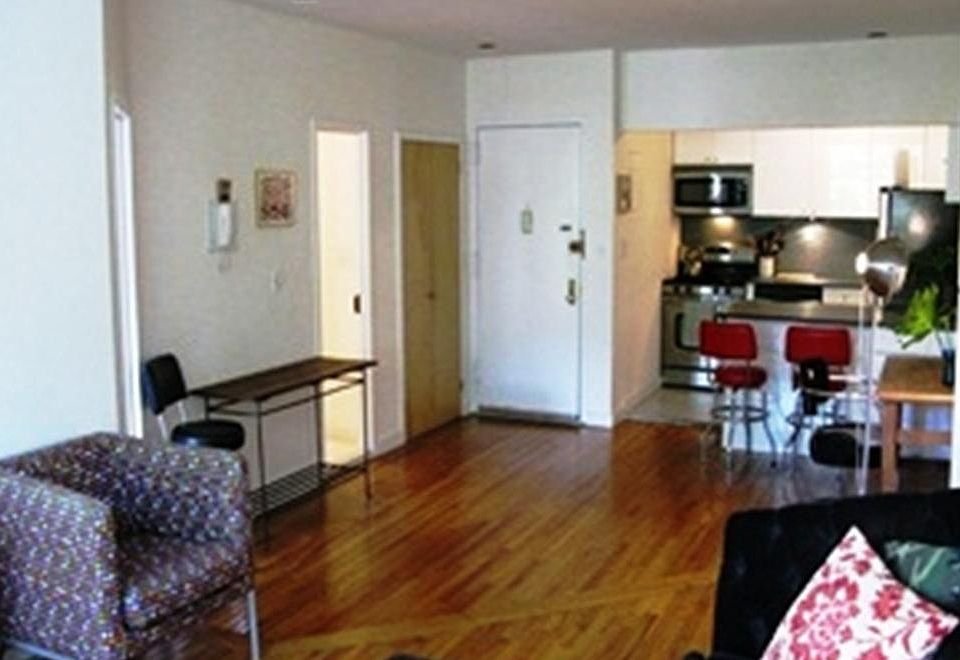 1st image of 214 E 9th St APT 3A