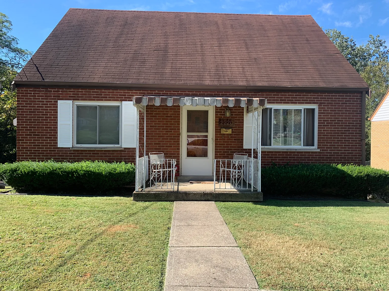 2220 Joyce Ave photo 1