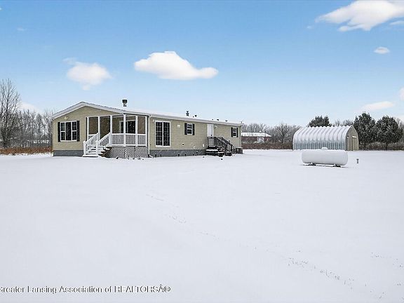 2nd image of 6642 E Spicerville Hwy
