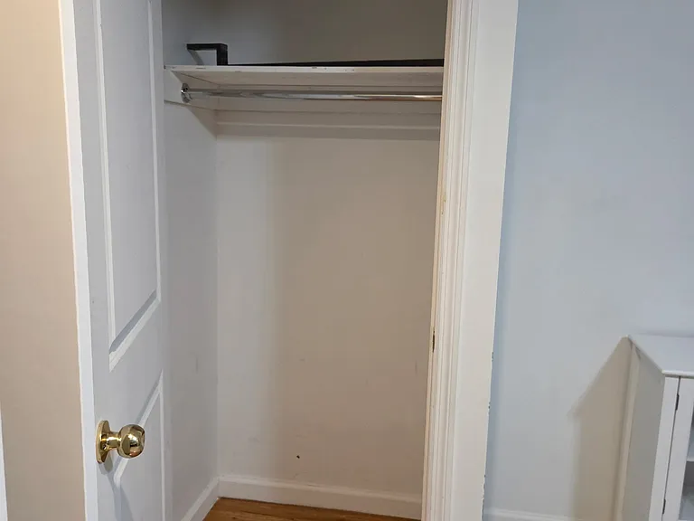 7516 Bay Pkwy #5B — Photo 10