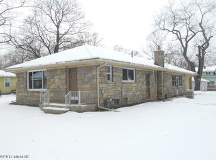 927 Ira Ave, Kalamazoo, MI 49048