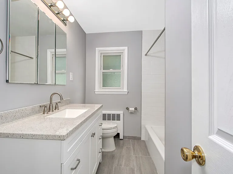407 Union Ave #2 — Photo 5