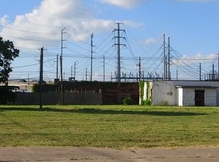 916 1st St, Rosenberg, TX 77471