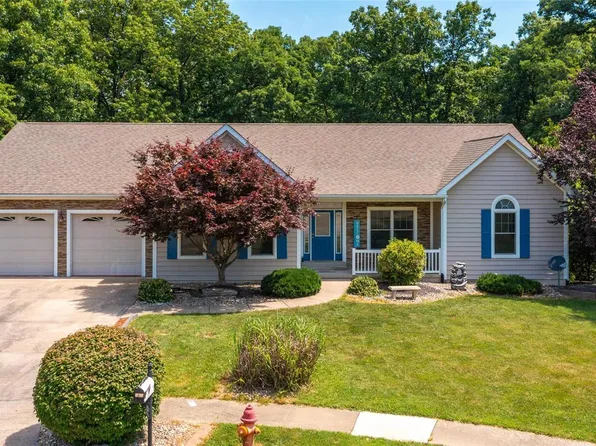 1035 Mallard Ct, Grafton, IL 62037