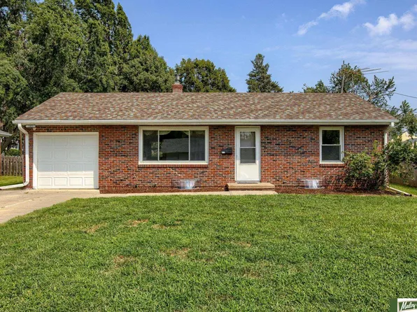 515 N 76th St, Omaha, NE 68114