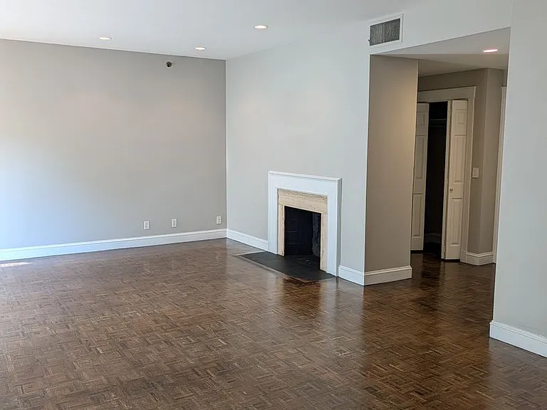 416 Commonwealth Ave #202 — Photo 16