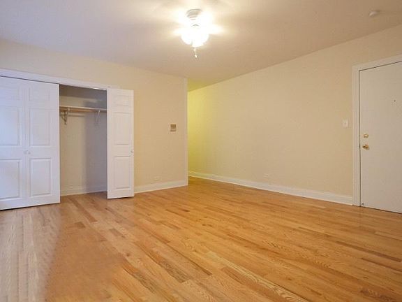 5th image of 817 W Cornelia Ave
