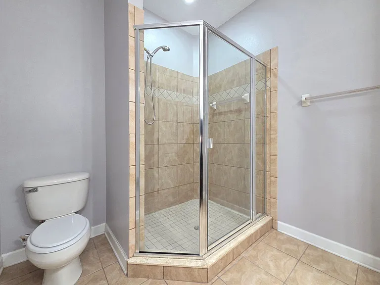 337 Coral Beach Cir — Photo 11